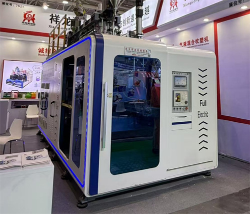 1、全電動(dòng)25升包層液位線吹塑機(jī)1.jpg